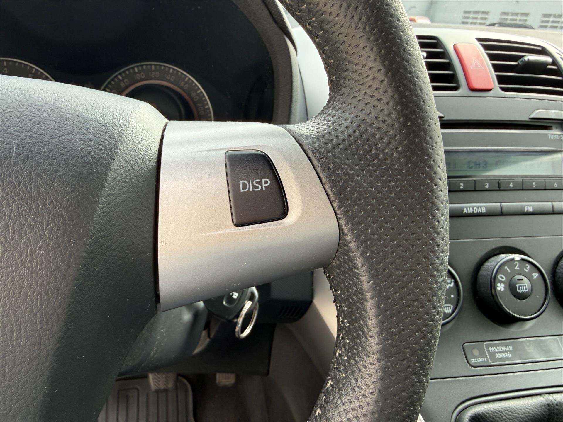 Toyota Auris Hatchback 1,3 l 73 kw