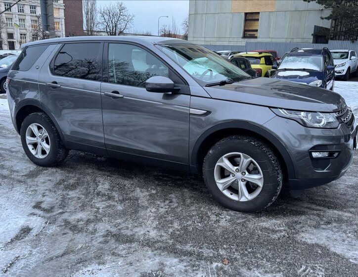 Land Rover Discovery Sport 3