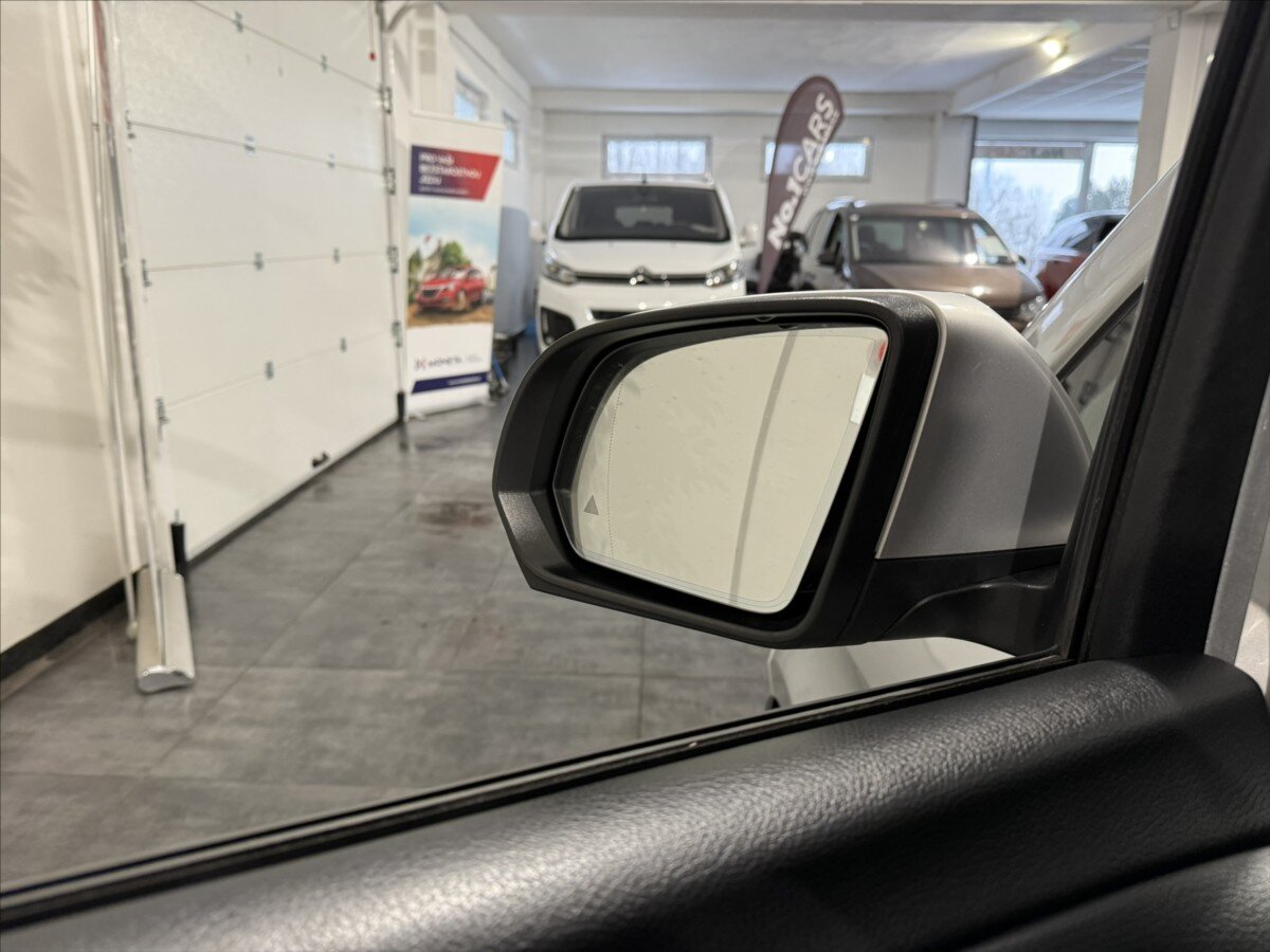 Mercedes-Benz Třídy V Kombi 2,0 l 174 kw