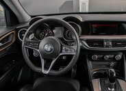 Alfa Romeo Stelvio SUV 2,0 l 206 kw