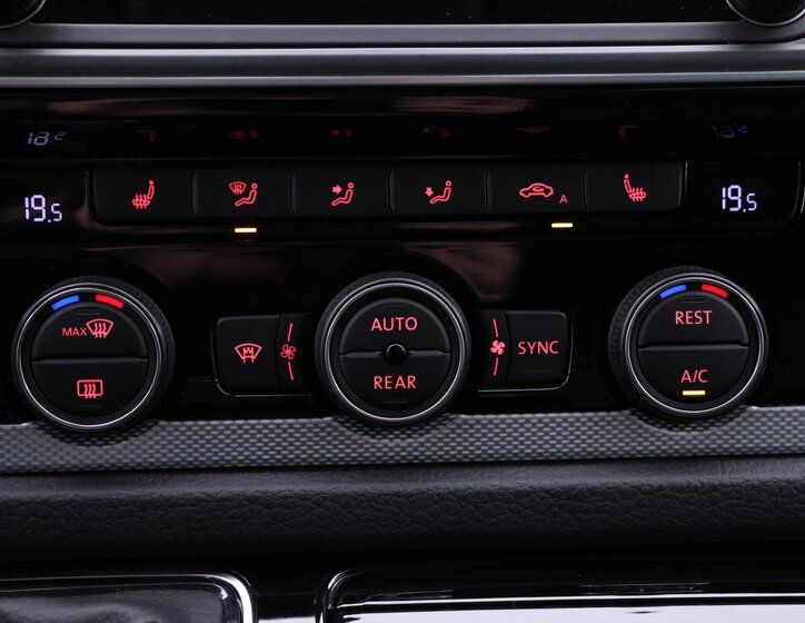 Volkswagen Multivan Kombi 2,0 l 146 kw