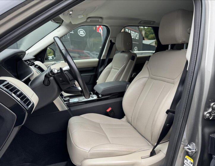 Land Rover Discovery 11