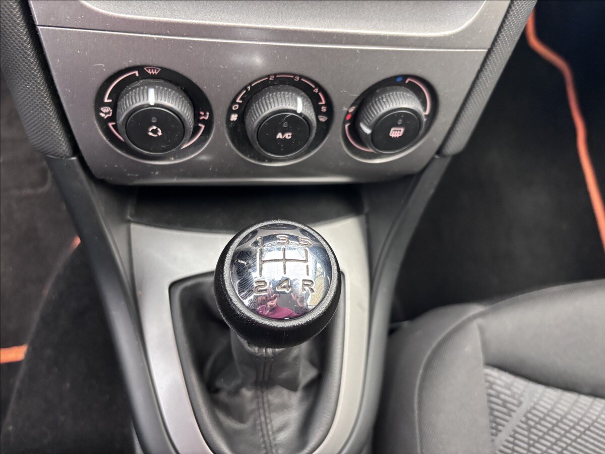 Peugeot 308 Kombi 1,6 l 88 kw