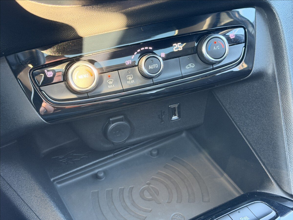 Opel Corsa Hatchback 1,2 l 74 kw