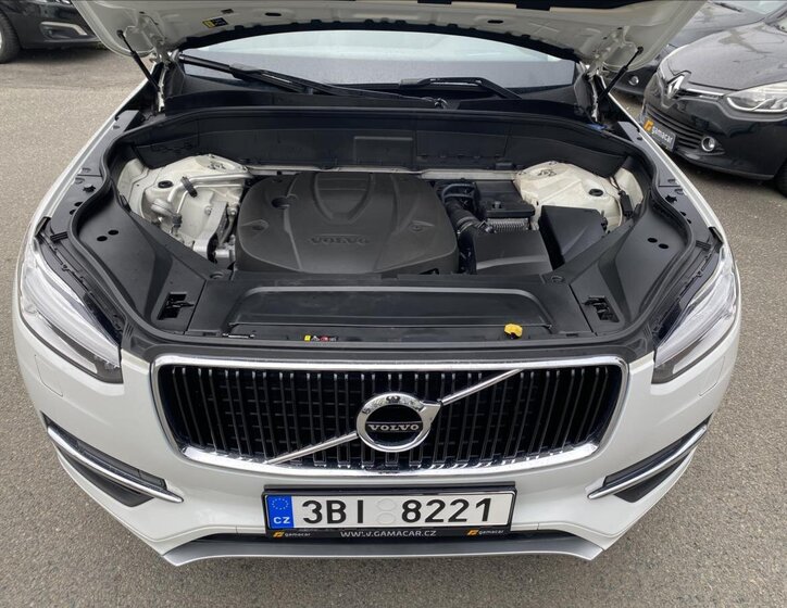 Volvo XC90 SUV / Terénní 2,0 l 173 kw