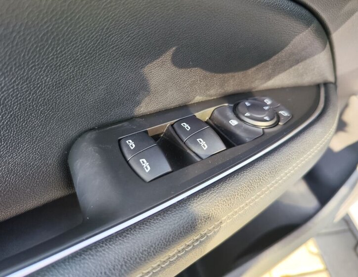 Opel Insignia Kombi 2,0 l 128 kw