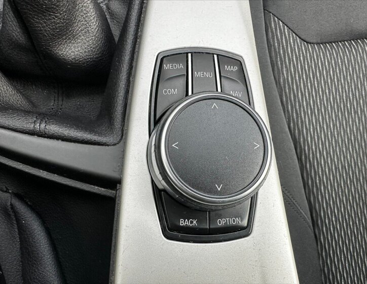 BMW Řada 3 Kombi 2,0 l 120 kw