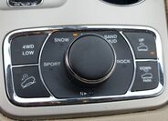 Jeep Grand Cherokee 11