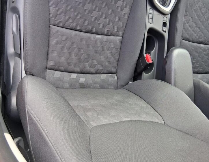 Toyota Yaris Hatchback 1,5 l 68 kw