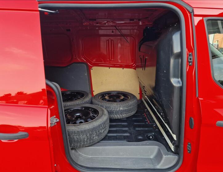 Ford Transit Connect 17