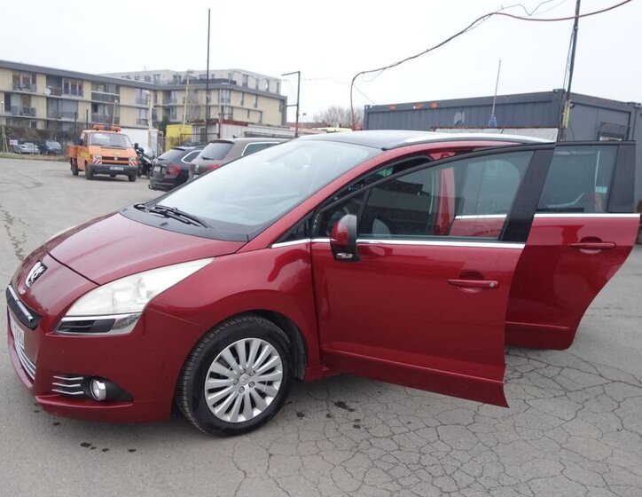 Peugeot 5008 14