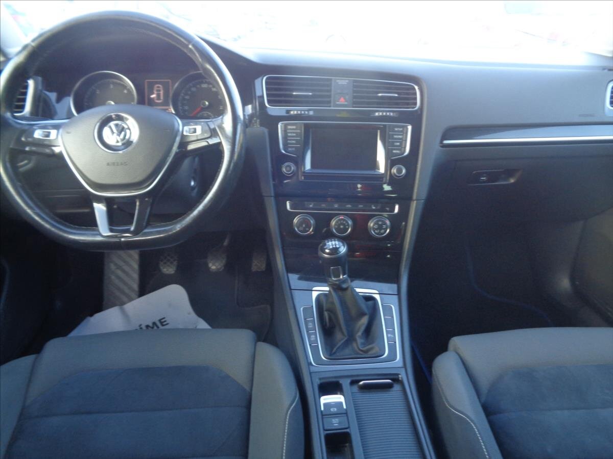 Volkswagen Golf Kombi 2,0 l 110 kw