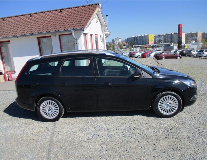Ford Focus Kombi 1,6 l 74 kw