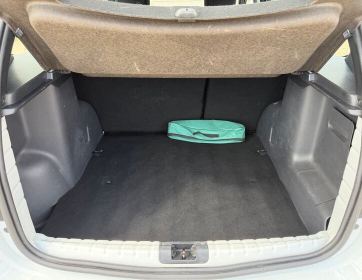 Dacia Duster SUV / Terénní 1,6 l 84 kw