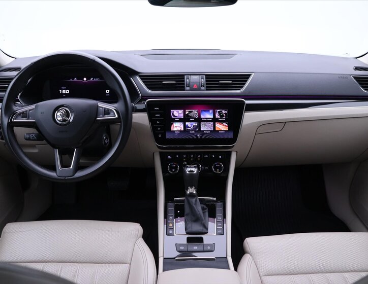 Škoda Superb Kombi 2,0 l 200 kw