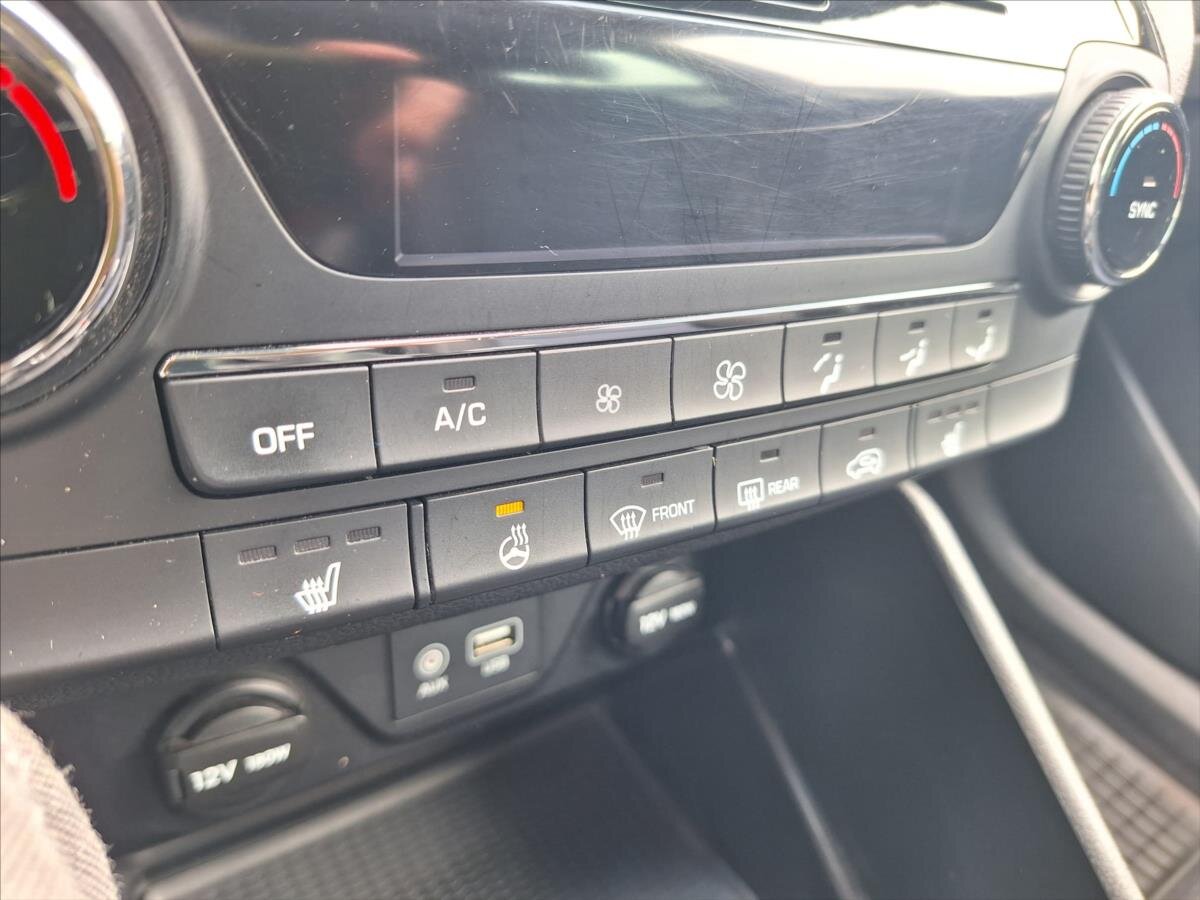 Hyundai Tucson SUV / Terénní 1,6 l 97 kw