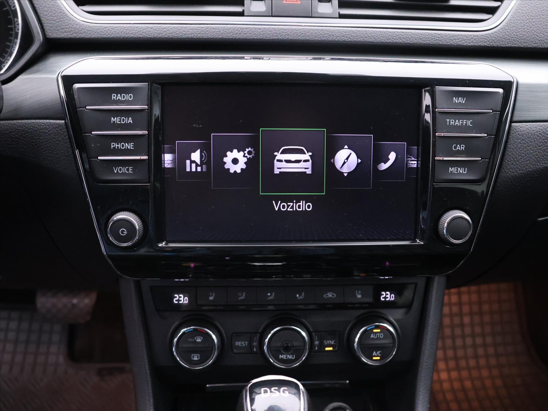 Škoda Superb Liftback 2,0 l 140 kw