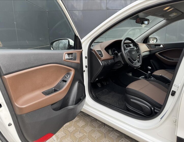 Hyundai i20 Hatchback 1,2 l 55 kw