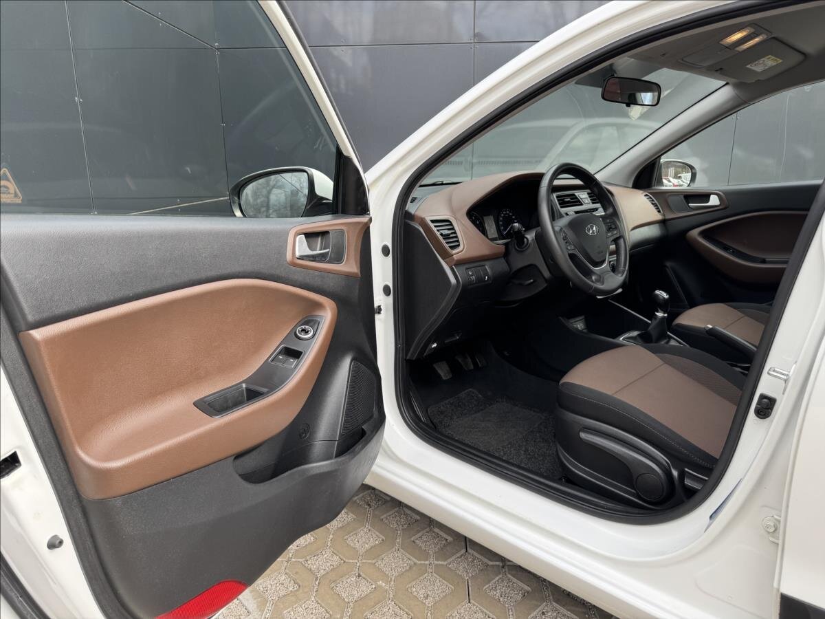 Hyundai i20 Hatchback 1,2 l 55 kw