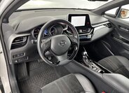 Toyota C-HR SUV / Terénní 2,0 l 135 kw