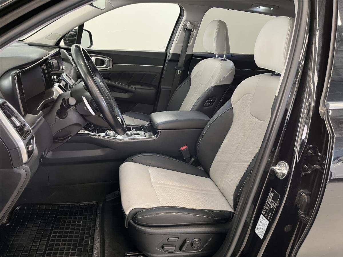 KIA Sorento SUV 2,2 l 148 kw