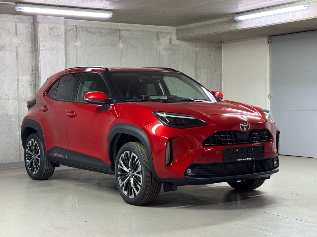 Toyota Yaris Cross SUV 1,5 l 68 kw
