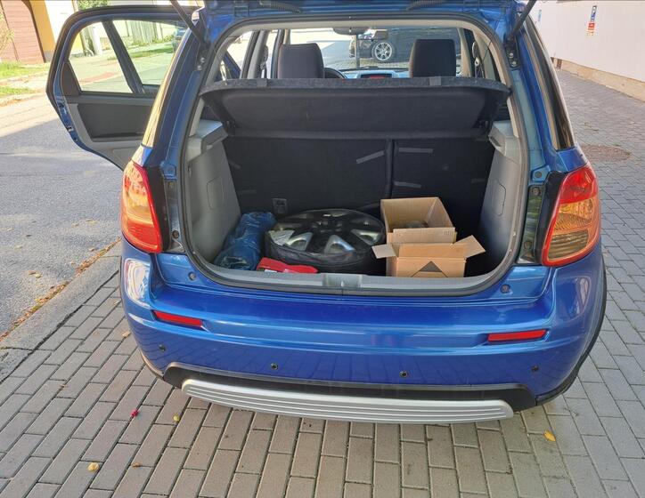 Suzuki SX4 33