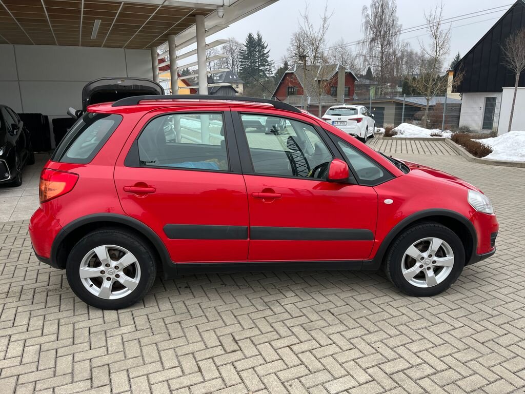 Suzuki SX4 SUV 1,6 l 88 kw
