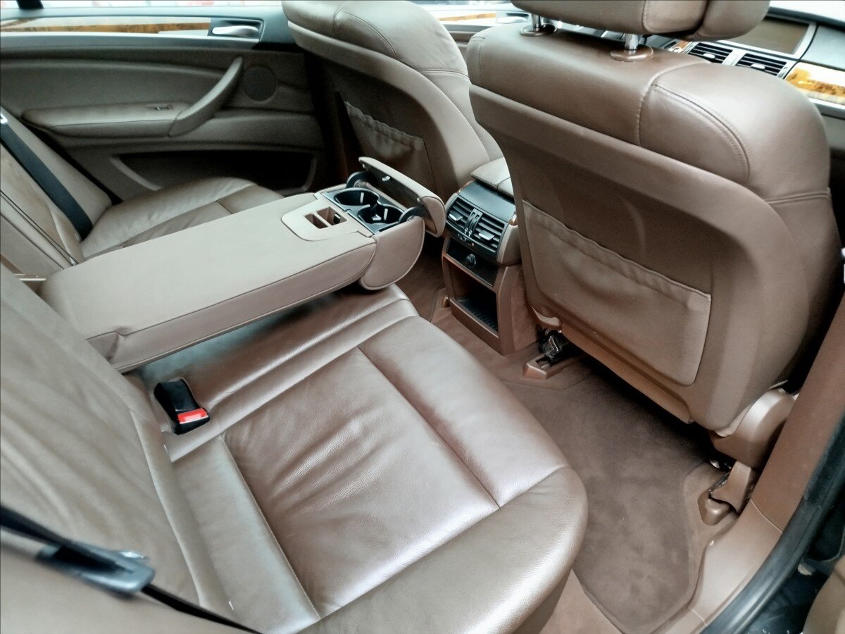 BMW X5 SUV 3,0 l 173 kw