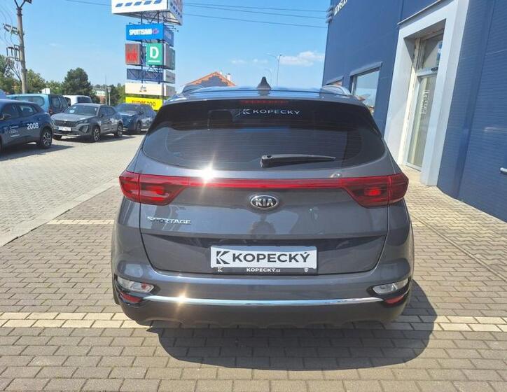 KIA Sportage 4