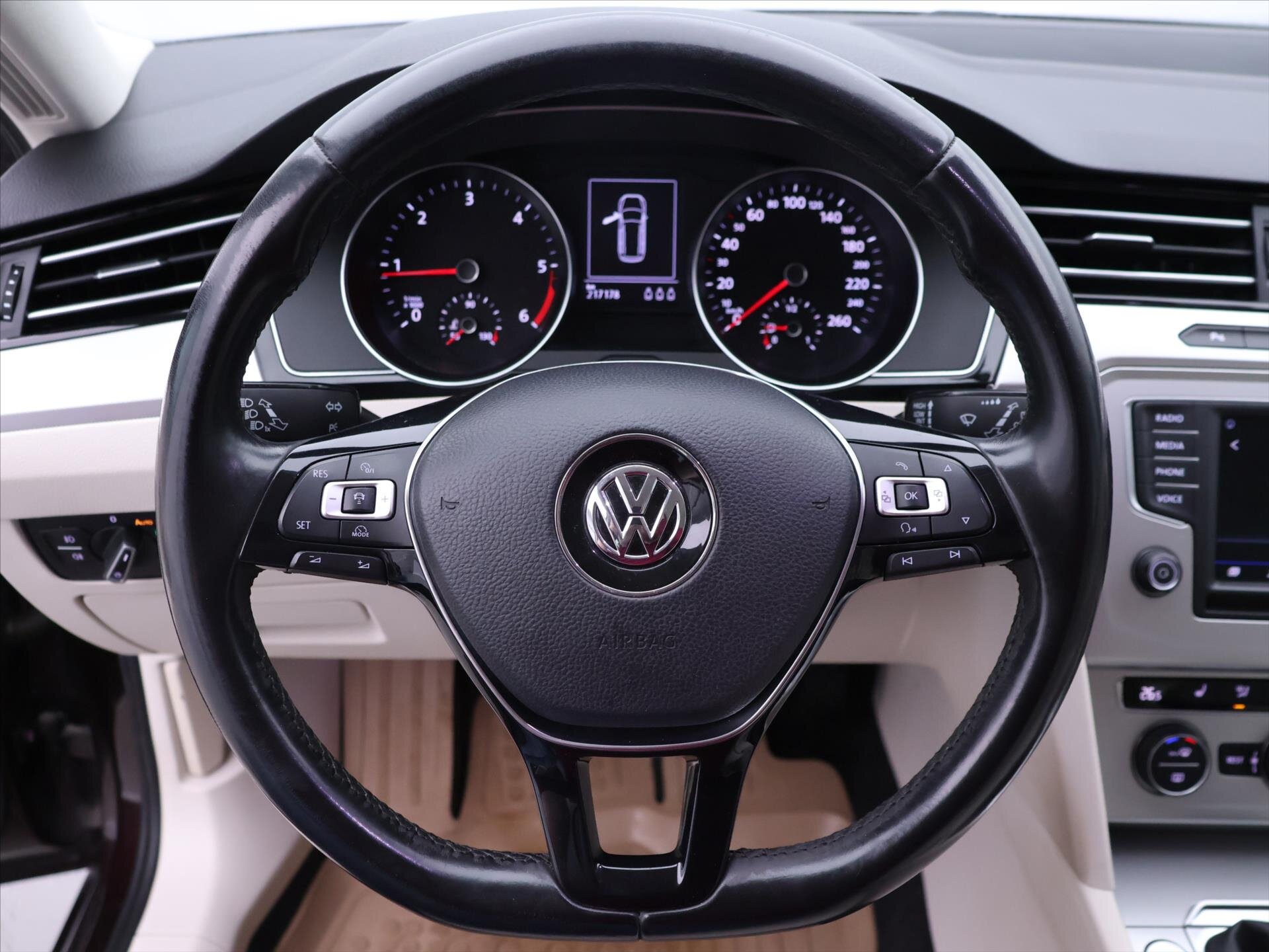 Volkswagen Passat Kombi 2,0 l 110 kw