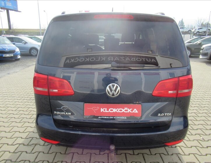Volkswagen Touran 5
