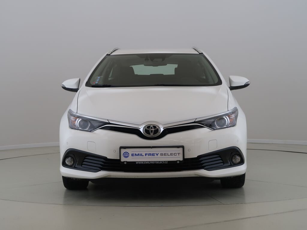Toyota Auris Kombi 1,6 l 97 kw