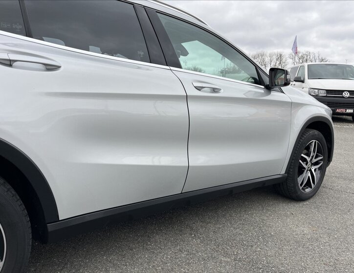 Mercedes-Benz GLA Hatchback 1,6 l 115 kw