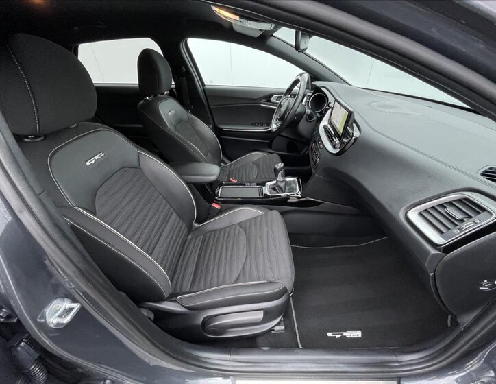 KIA ProCeed Hatchback 1,5 l 118 kw