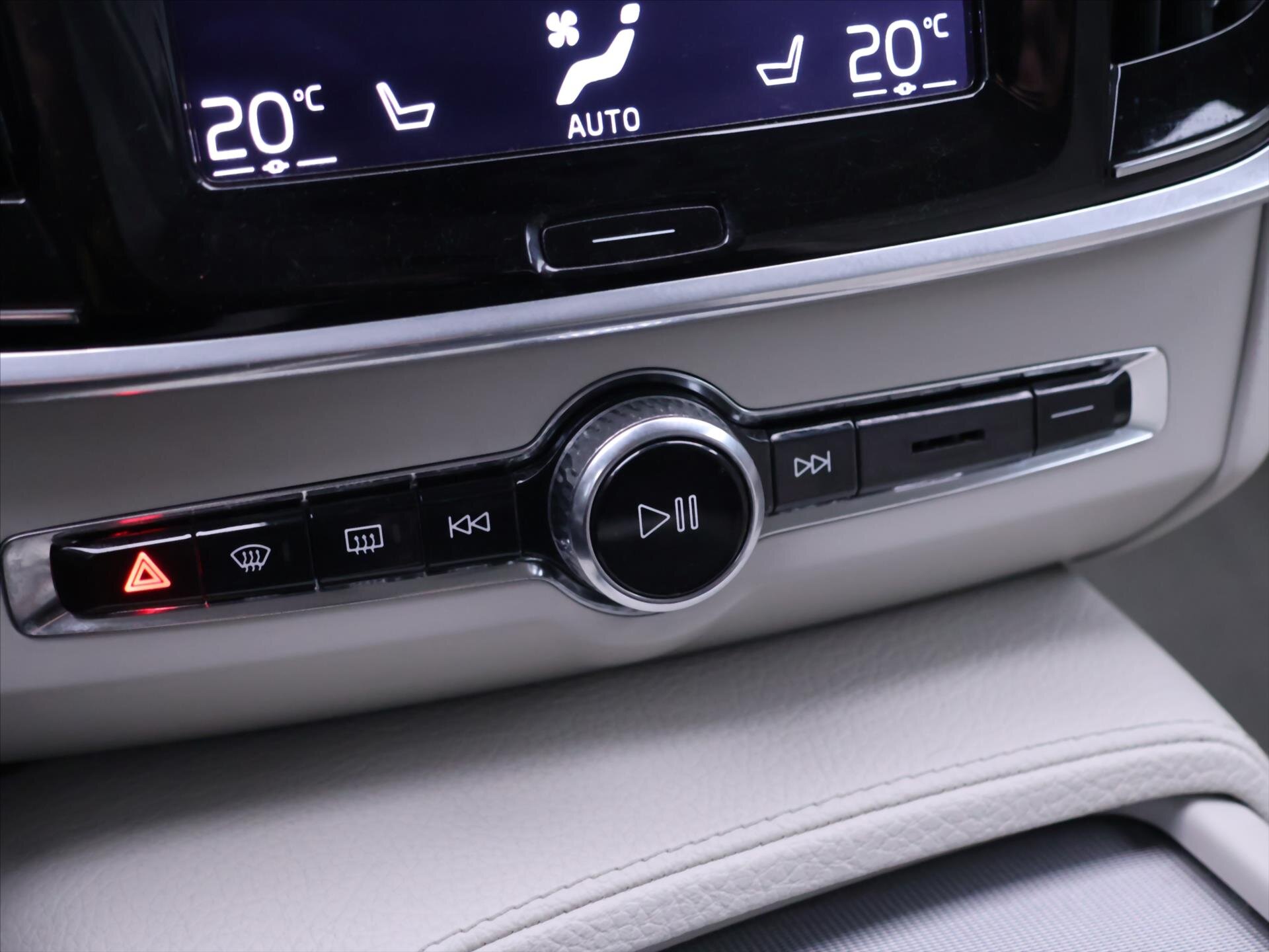 Volvo V90 Kombi 2,0 l 187 kw