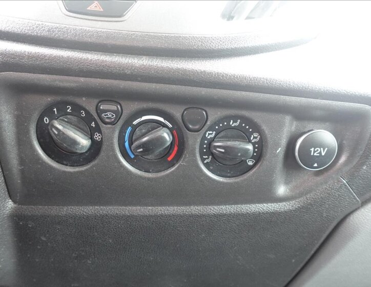 Ford Transit Ostatní 2,0 l 96 kw
