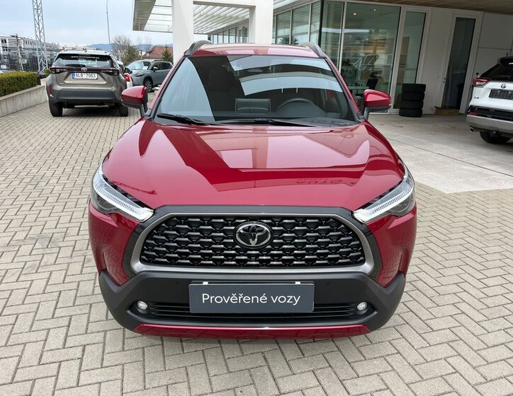Toyota Corolla Cross SUV / Terénní 1,8 l 72 kw