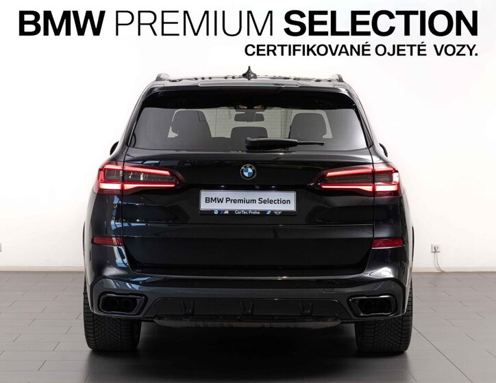 BMW X5 SUV / Terénní 4,4 l 390 kw