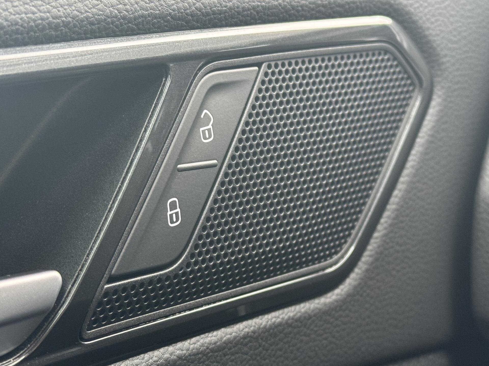 Volkswagen Tiguan SUV / Terénní 2,0 l 132 kw
