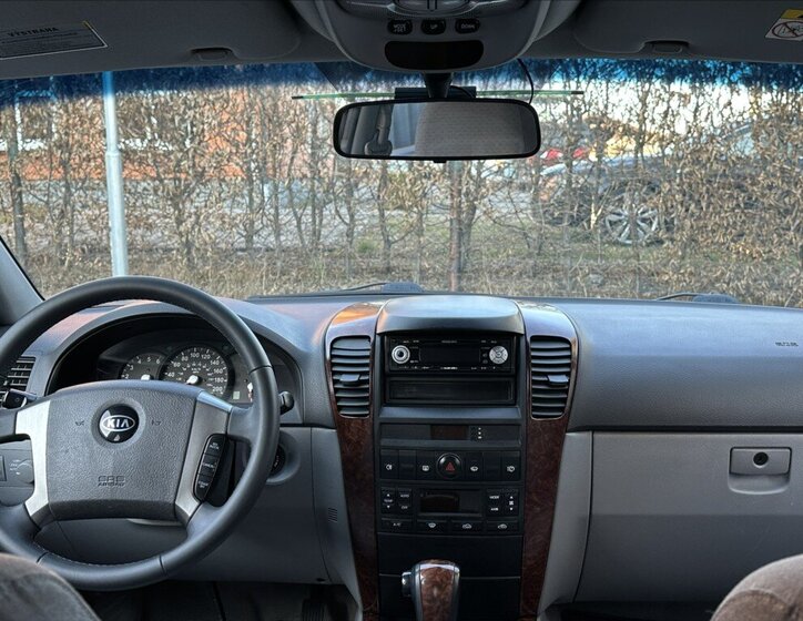 KIA Sorento SUV / Terénní 2,5 l 103 kw