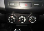 Mitsubishi Outlander 26