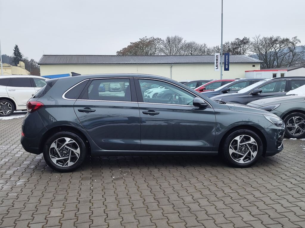 Hyundai i30 Hatchback 1,5 l 103 kw