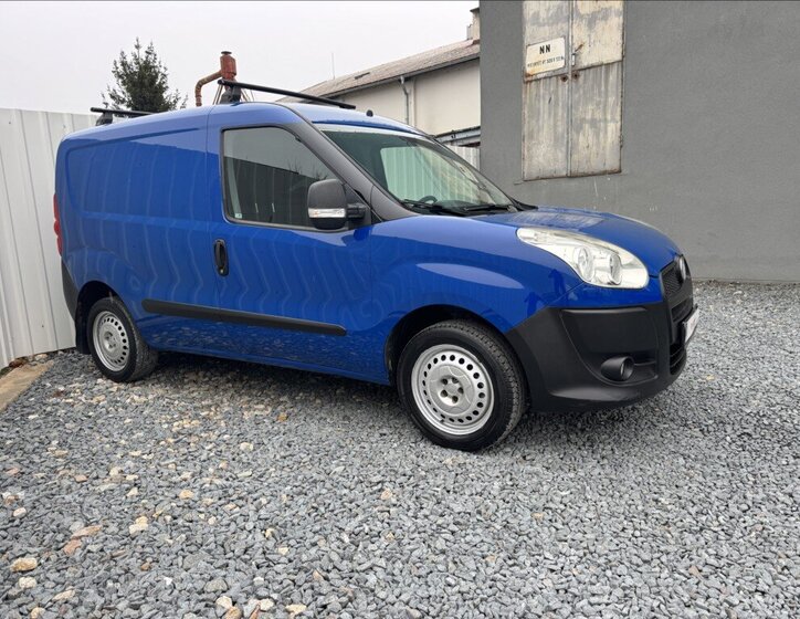 Fiat Dobló cargo Skříň 1,4 l 70 kw