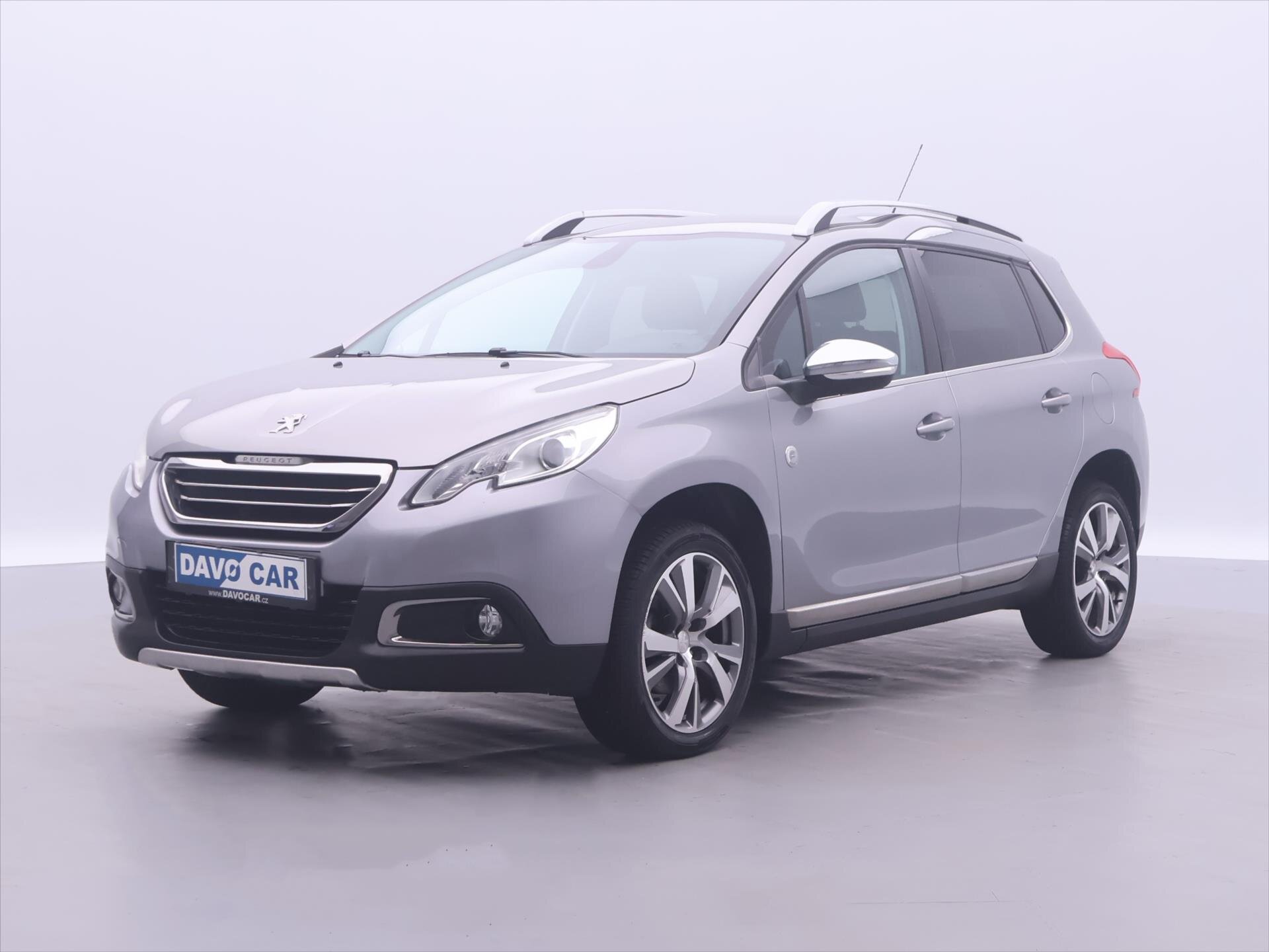 Peugeot 2008 SUV 1,2 l 81 kw
