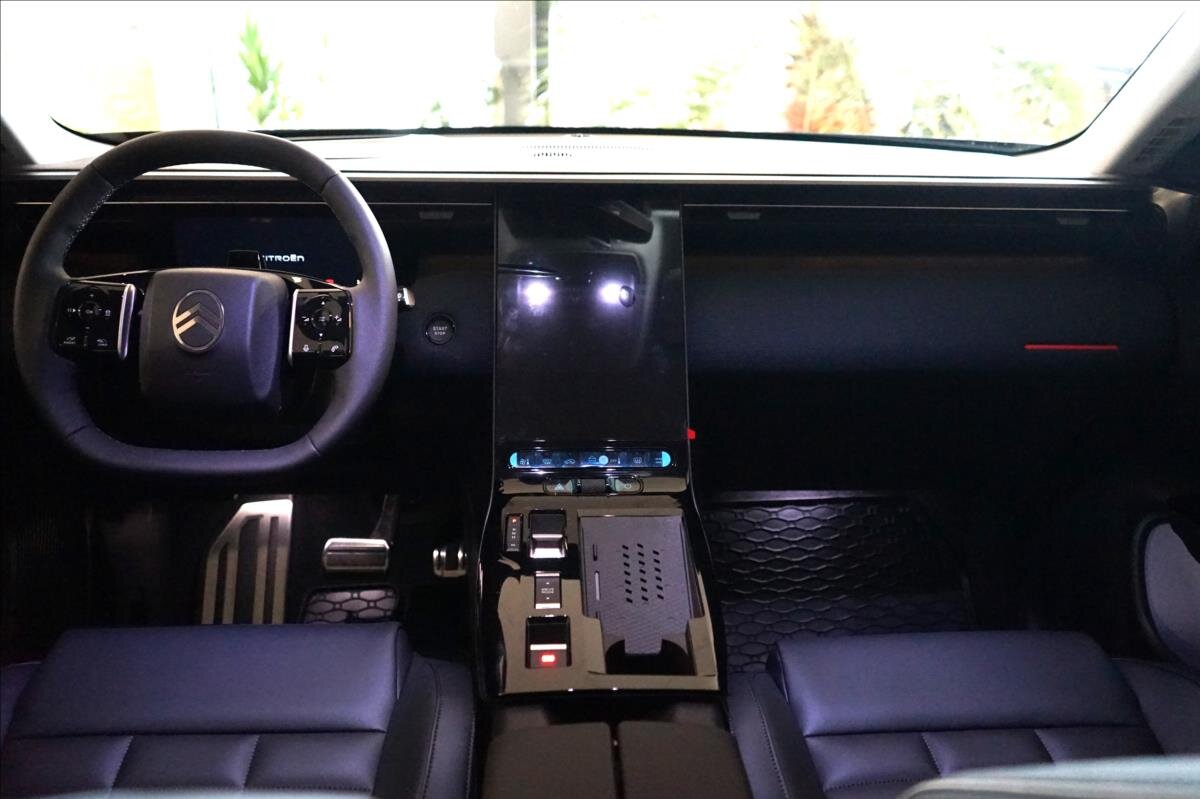 Citroën C5 Aircross SUV / Terénní 1,2 l 107 kw