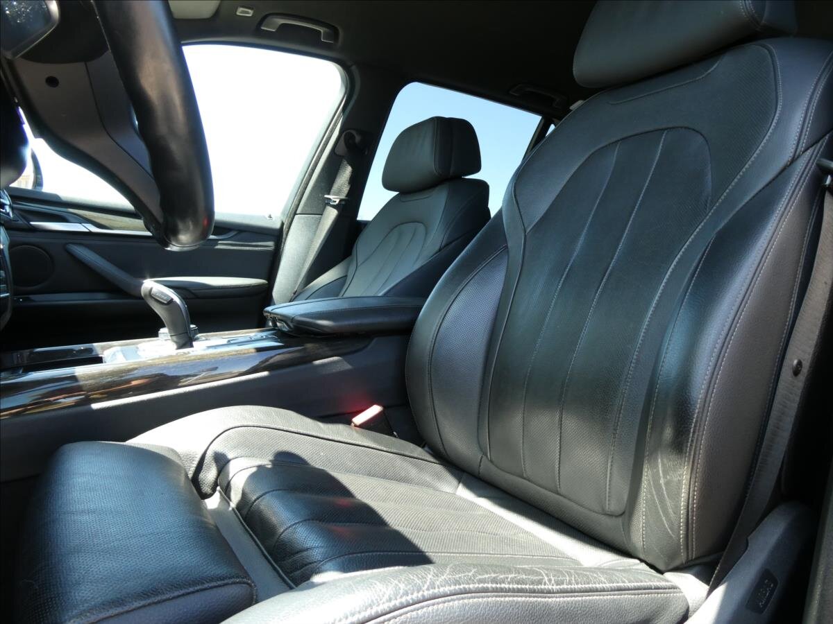 BMW X5 SUV / Terénní 3,0 l 280 kw