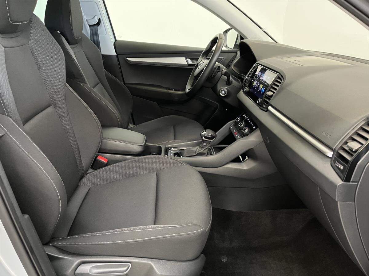 Škoda Karoq SUV / Terénní 1,5 l 110 kw