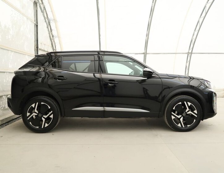 Peugeot 2008 SUV / Terénní 1,2 l 74 kw