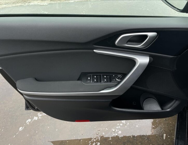 KIA Ceed Hatchback 998,0 74 kw